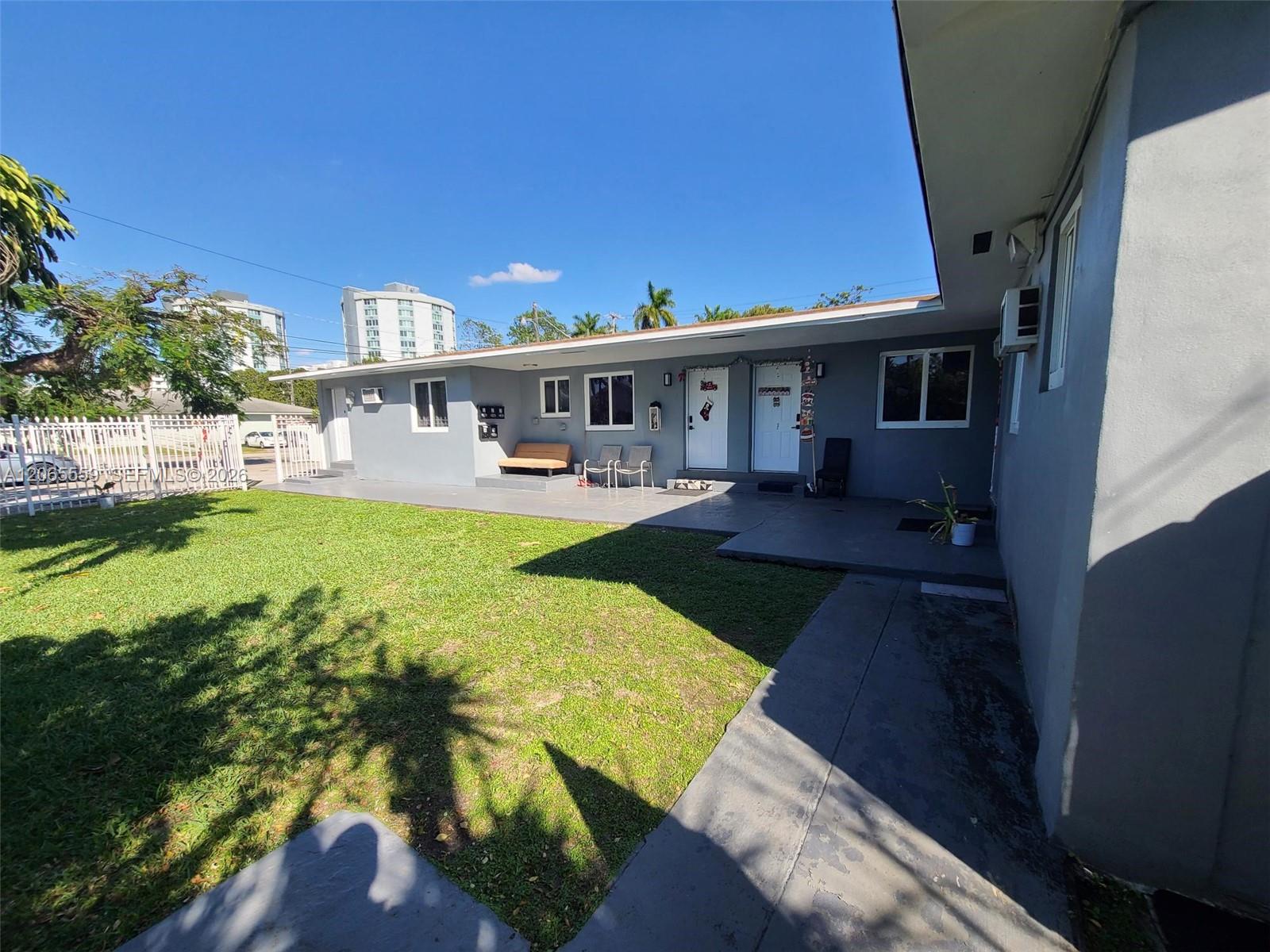   /  3200 sq. ft. $ 2026-08-04 0 foto