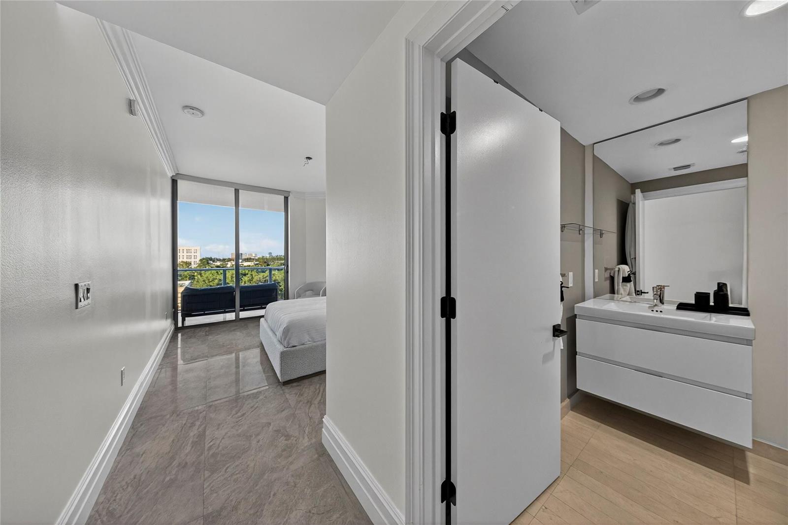 Photo of 17301 Biscayne #506, North Miami Beach, Florida, 33160 - Photo 23