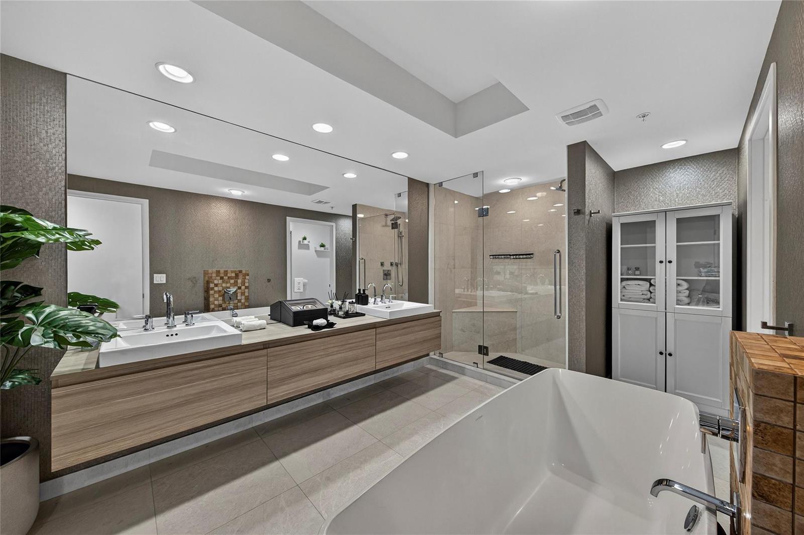 Photo of 17301 Biscayne #506, North Miami Beach, Florida, 33160 - Photo 28