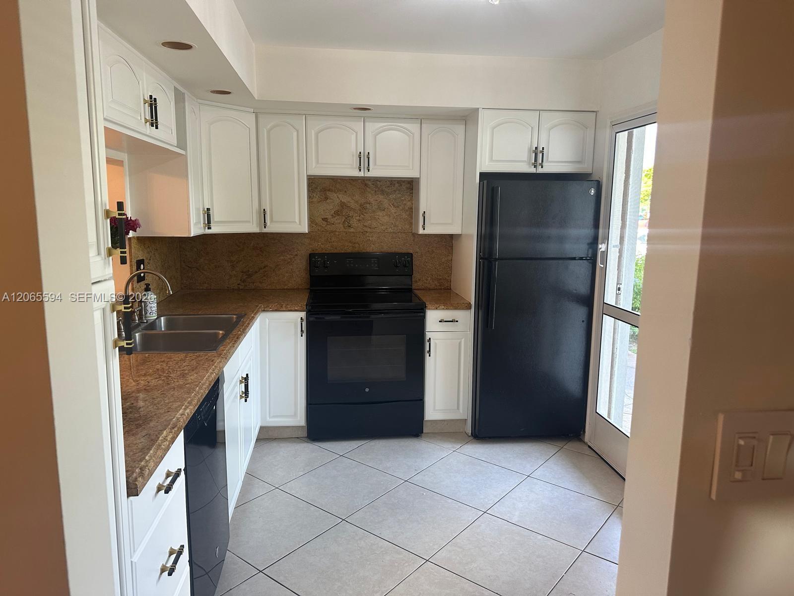 Photo of 619 14th Ave  #101, Hallandale Beach, Florida, 33009 - 