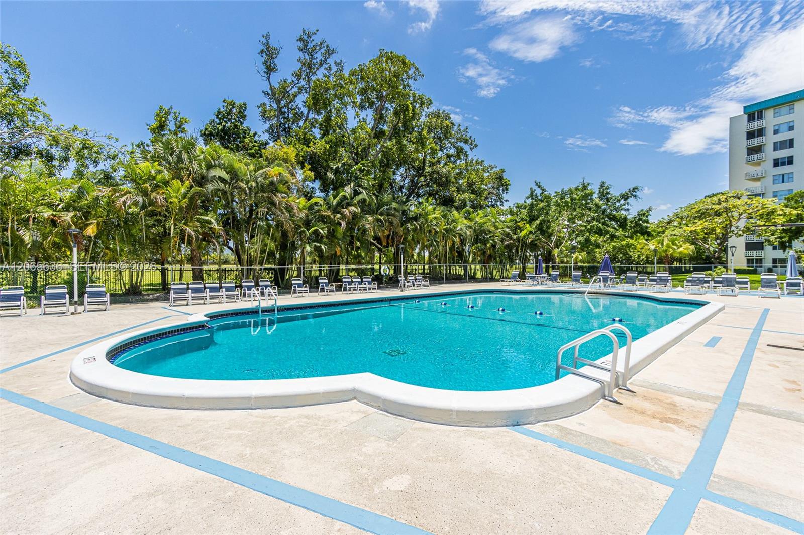 See details 405 1 / 2 844 sq. ft. $ 2026-08-05 0 Photo