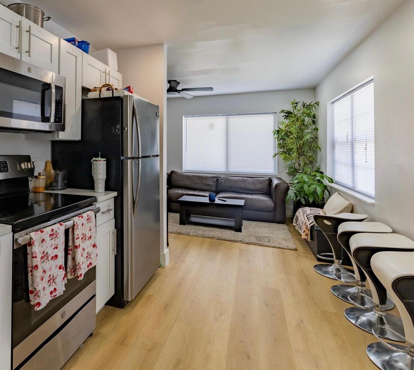   / 0 1744 sq. ft. $ 2026-08-06 0 foto