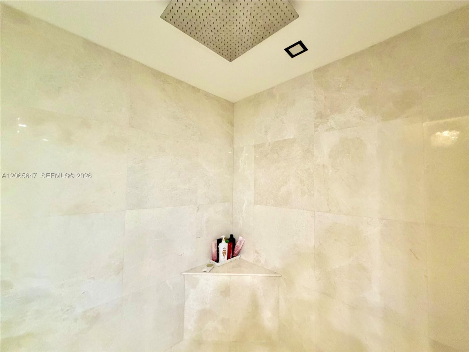 Photo of 17301 Biscayne Blvd #1409, North Miami Beach, Florida, 33160 -