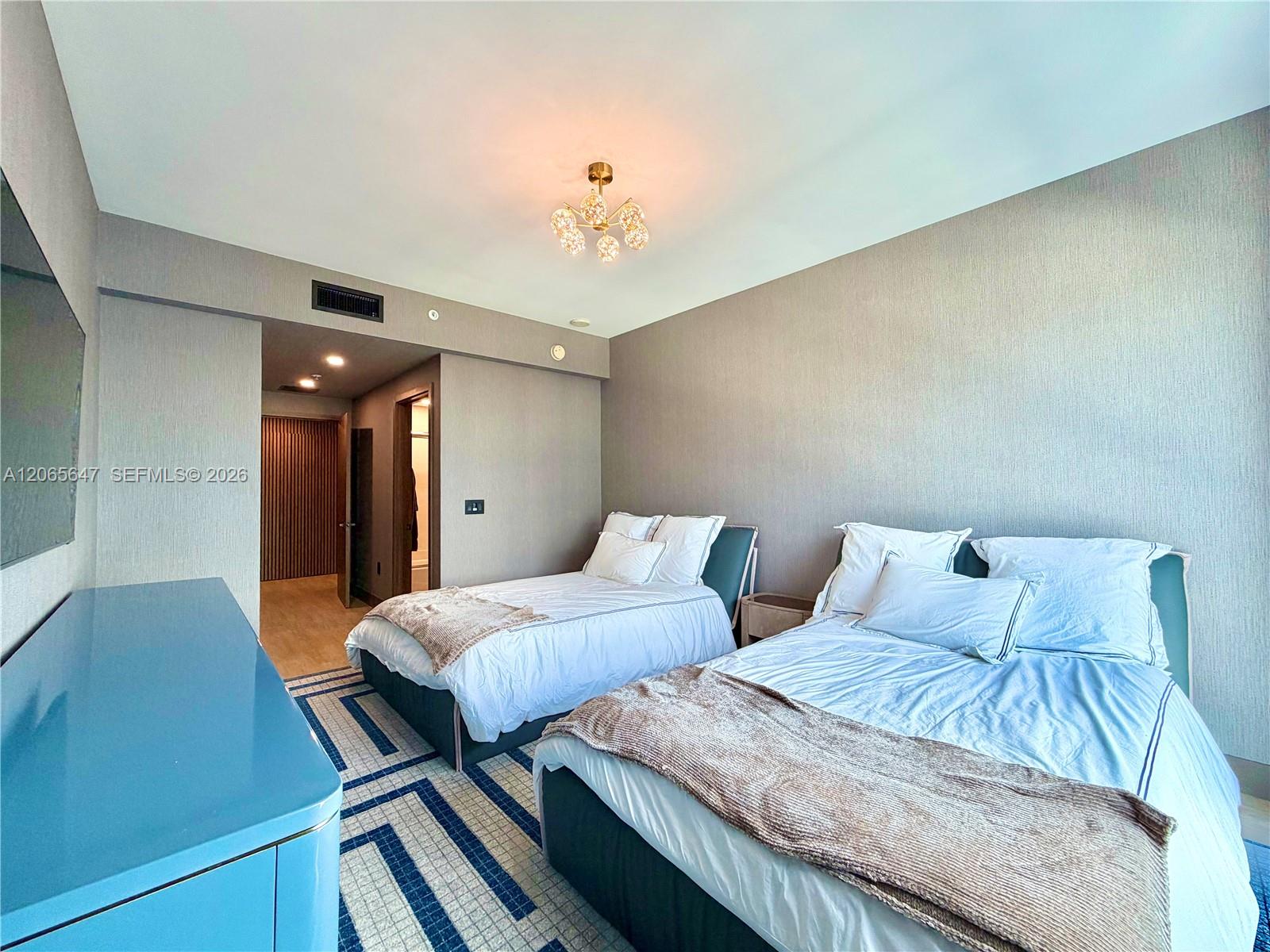 Photo of 17301 Biscayne Blvd #1409, North Miami Beach, Florida, 33160 -