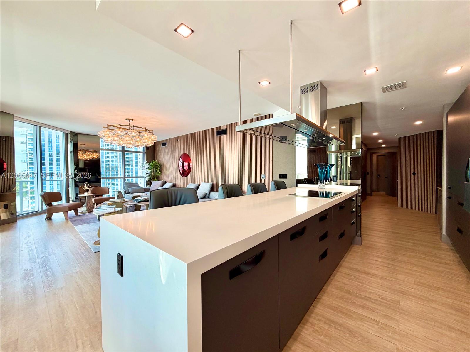 Photo of 17301 Biscayne Blvd #1409, North Miami Beach, Florida, 33160 -