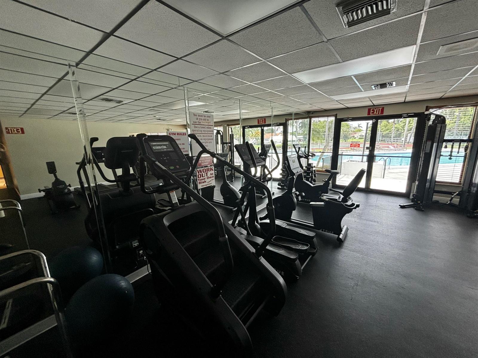 See details 49 3 / 2 1382 sq. ft. $ 2026-08-06 0 Photo