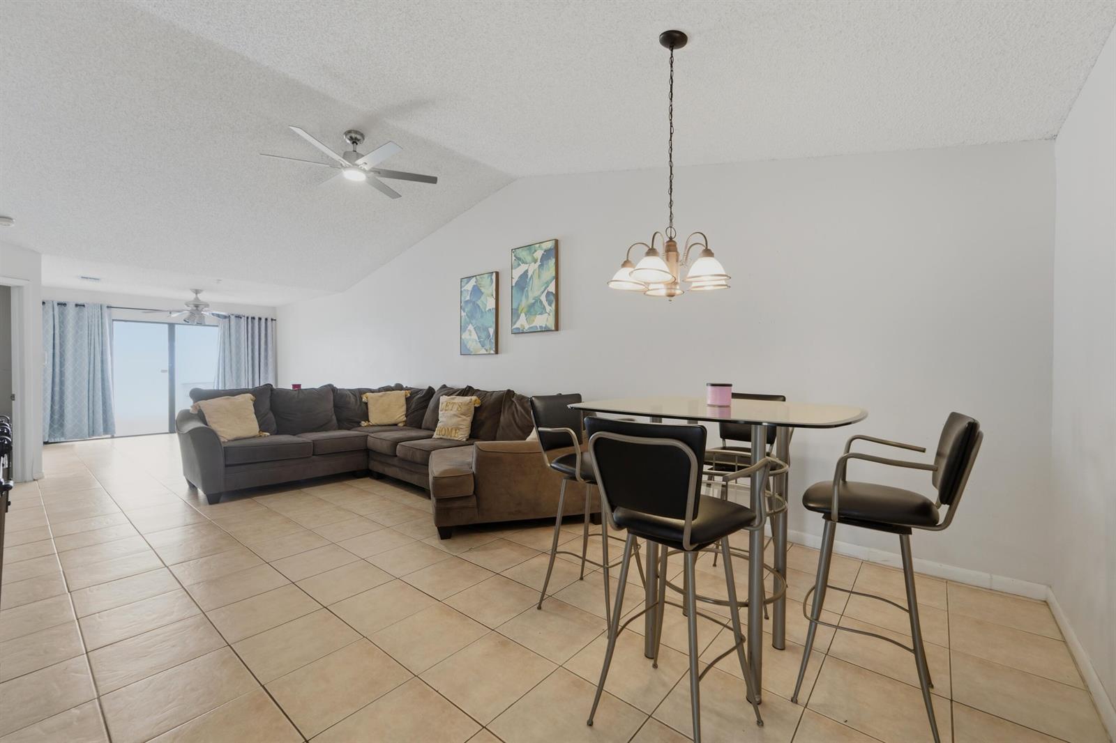 49 3 / 2 1382 sq. ft. $ 2026-08-20 0 Photo