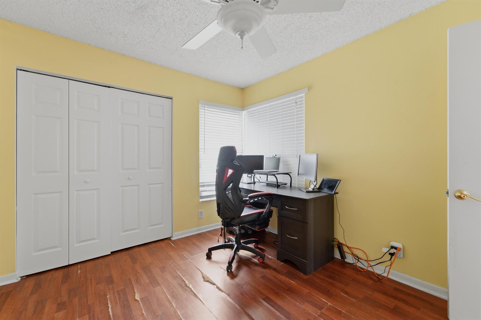 49 3 / 2 1382 sq. ft. $ 2026-08-20 0 Photo