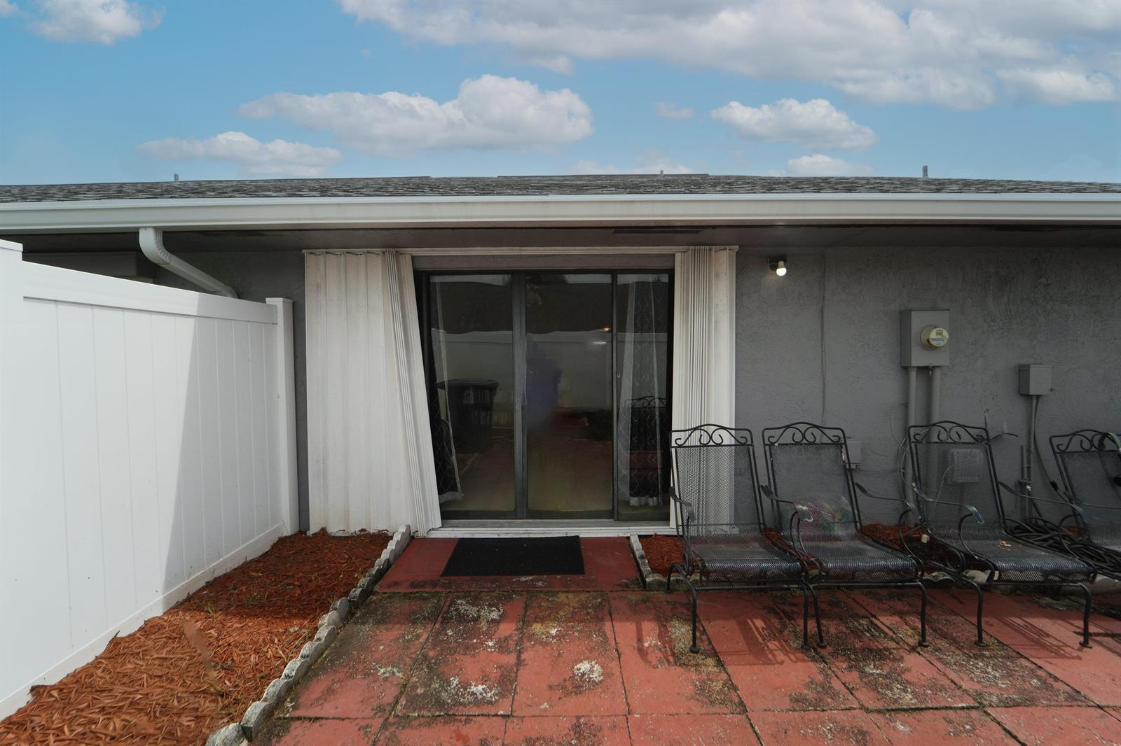 49 3 / 2 1382 sq. ft. $ 2026-08-20 0 Photo