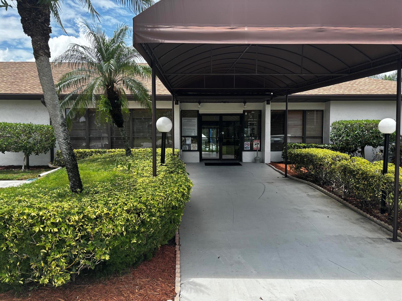49 3 / 2 1382 sq. ft. $ 2026-08-20 0 Photo