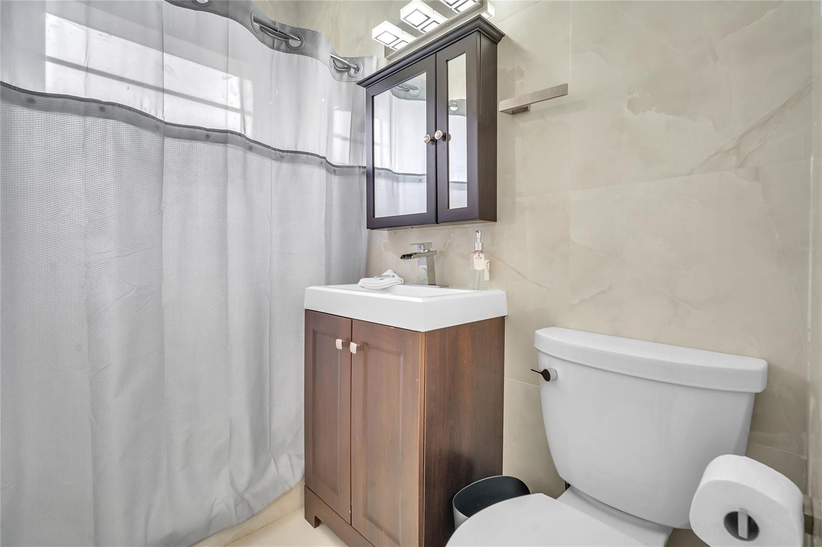 Ver detalles / 0 2367 sq. ft. $ 2026-08-05 0 foto