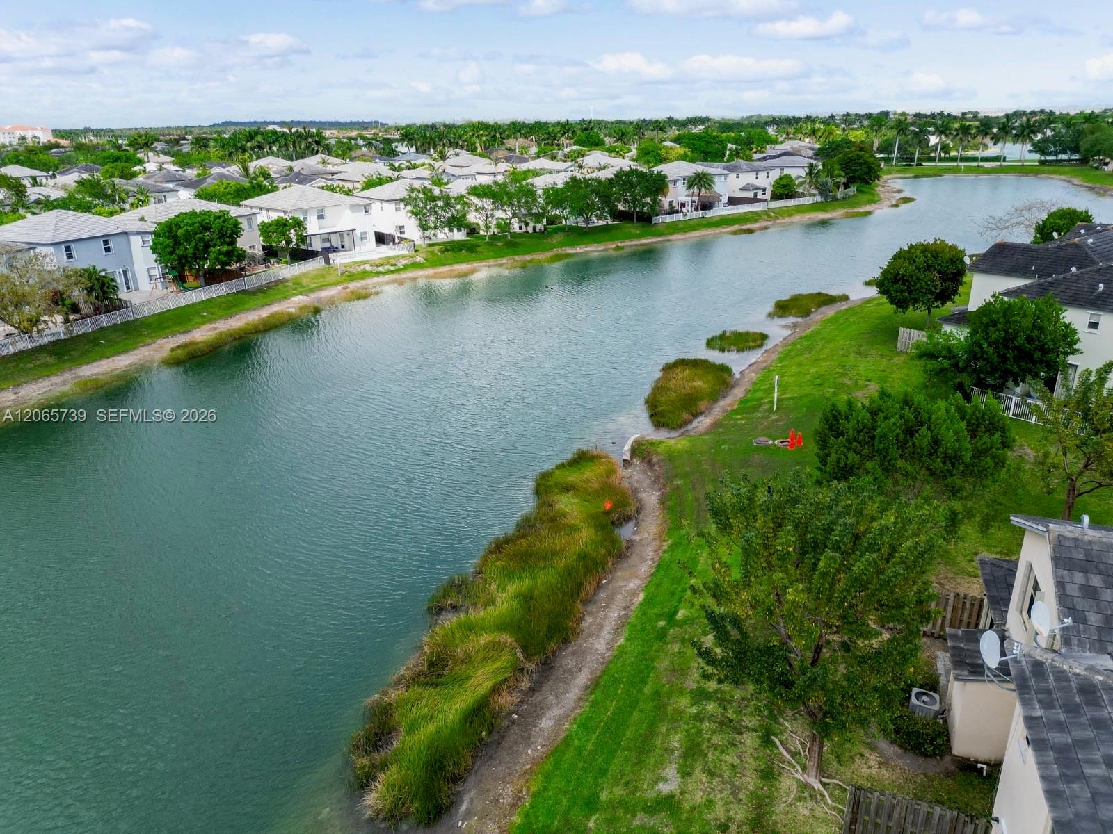 See details 7 3 / 2 1151 sq. ft. $ 2026-08-05 0 Photo