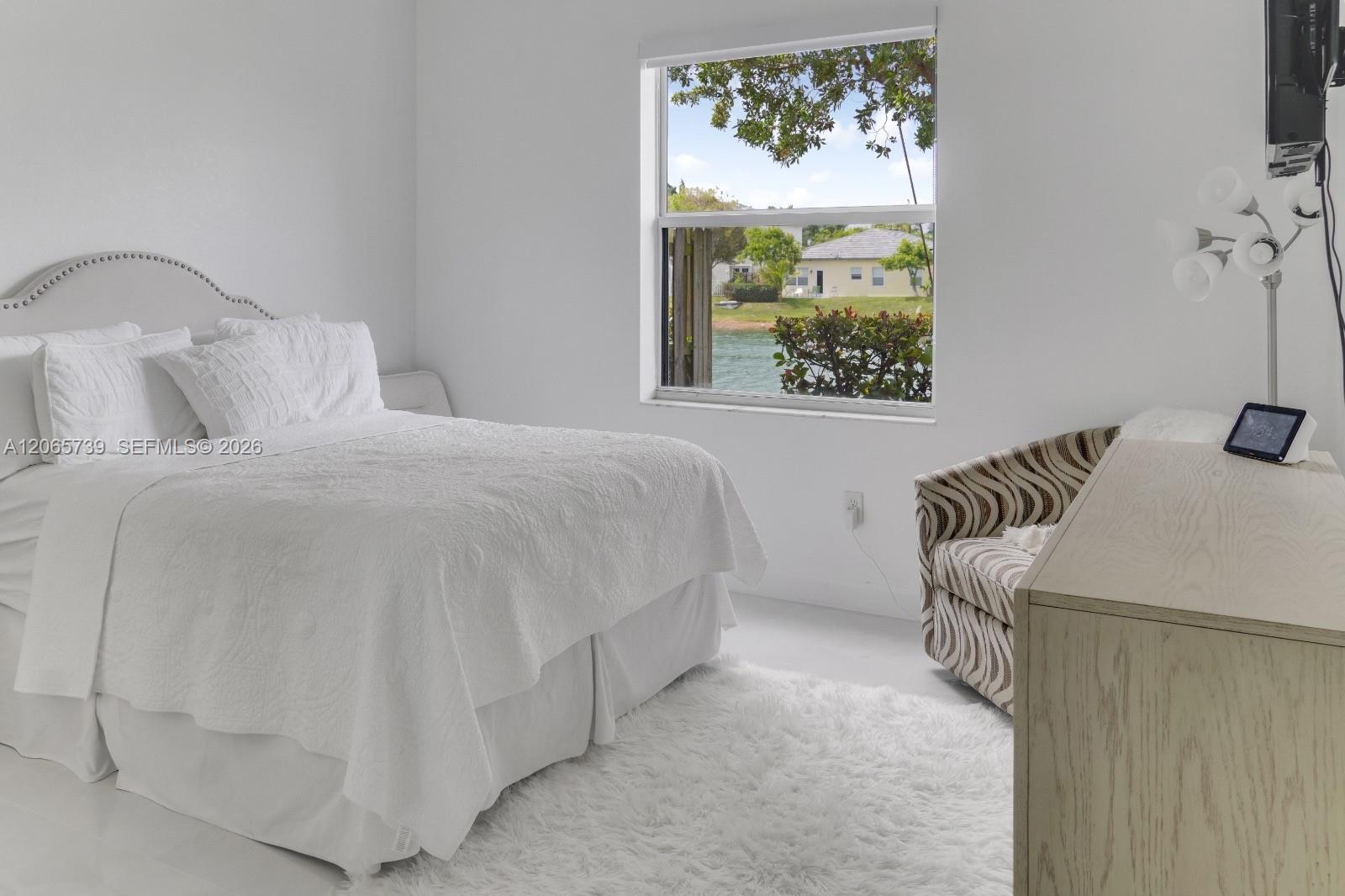 See details 7 3 / 2 1151 sq. ft. $ 2026-08-05 0 Photo