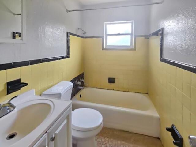 See details / 0 1908 sq. ft. $ 2026-08-06 0 Photo