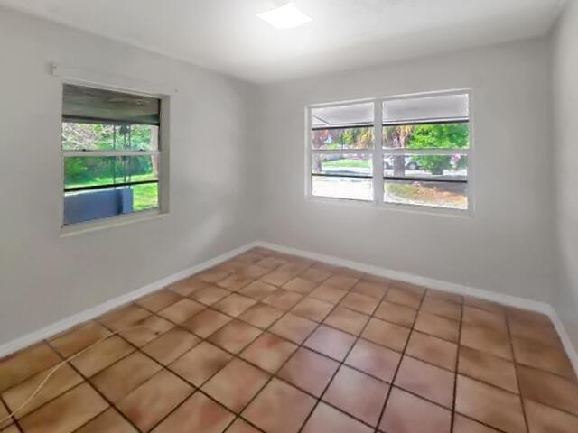 See details / 0 1908 sq. ft. $ 2026-08-06 0 Photo