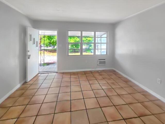 See details / 0 1908 sq. ft. $ 2026-08-06 0 Photo