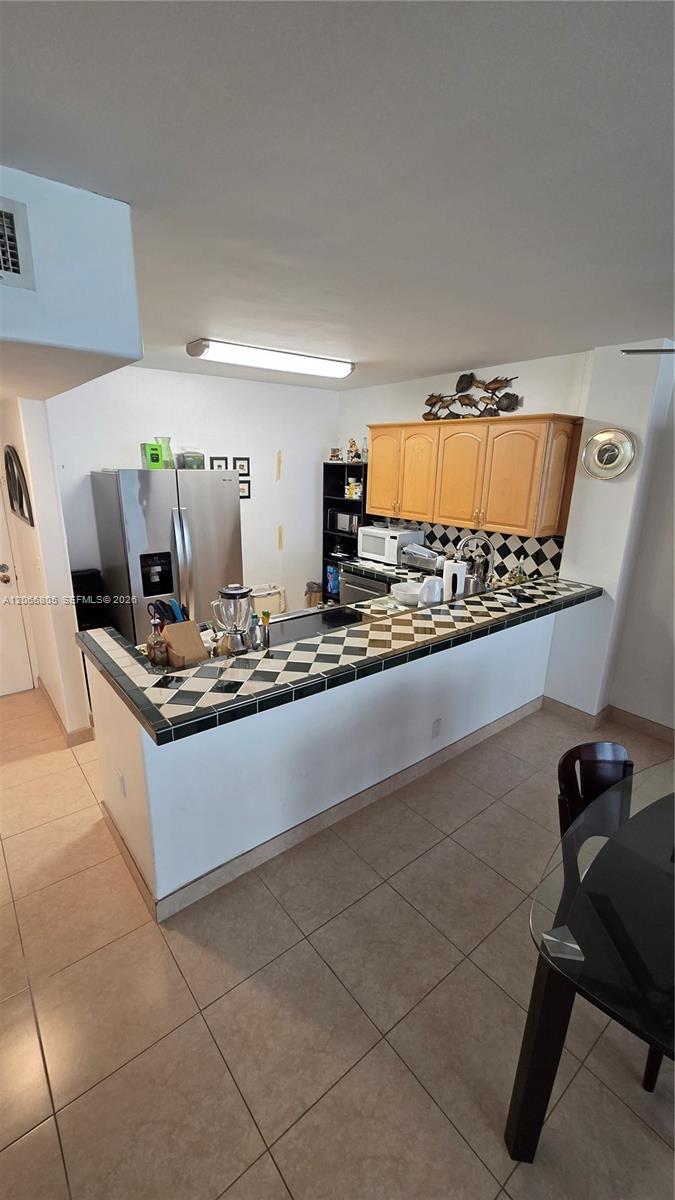 Photo of 3725 Ocean Dr  #409, Hollywood, Florida, 33019 - 
