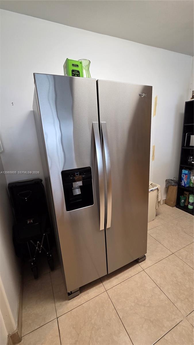 Photo of 3725 Ocean Dr  #409, Hollywood, Florida, 33019 - 