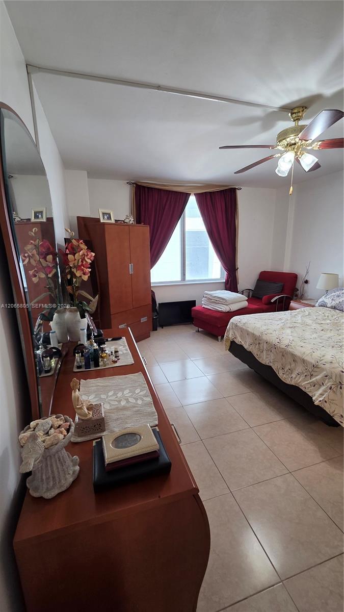 Photo of 3725 Ocean Dr  #409, Hollywood, Florida, 33019 - 