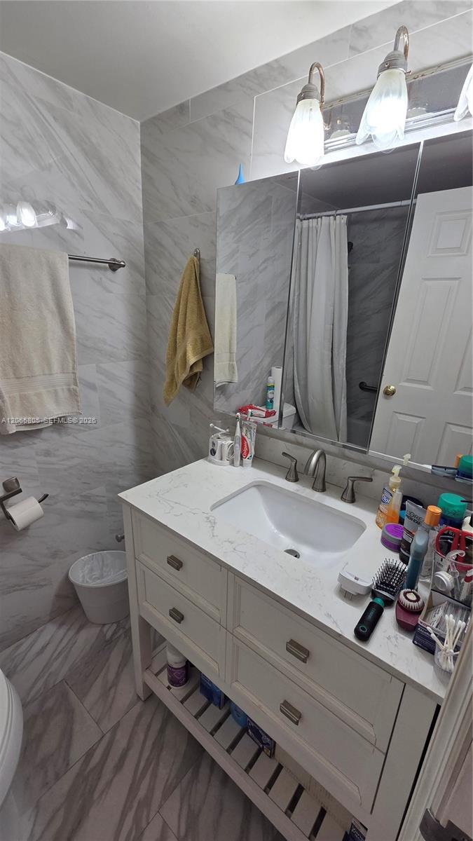Photo of 3725 Ocean Dr  #409, Hollywood, Florida, 33019 - 