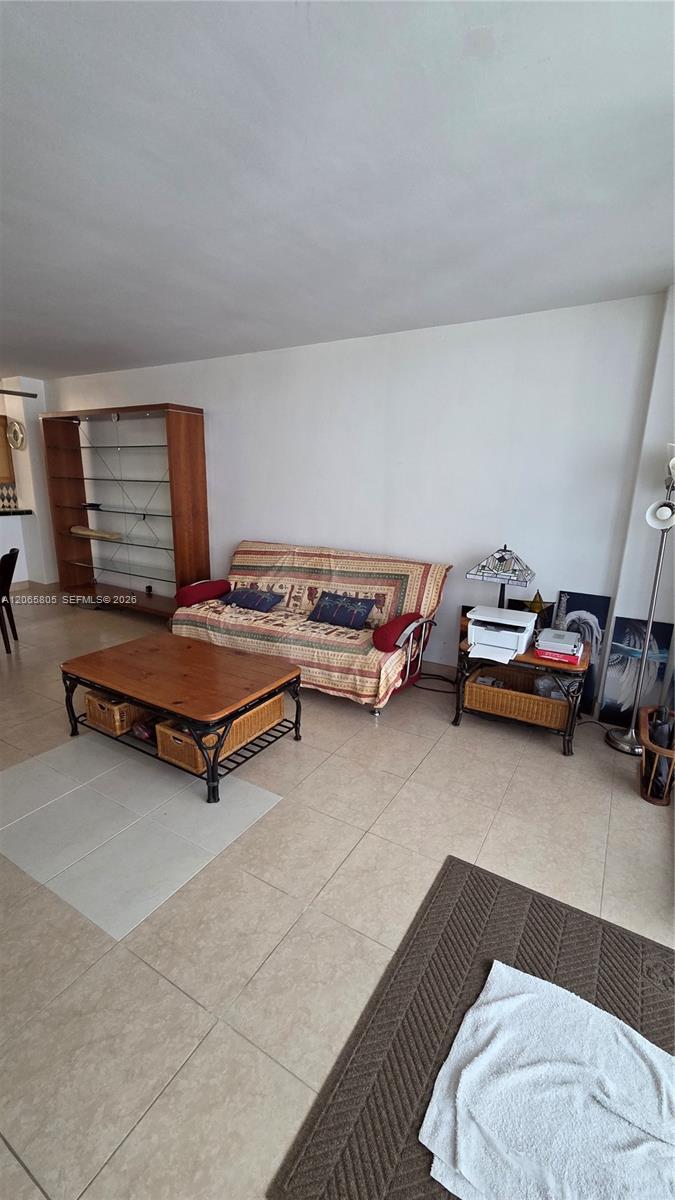 Photo of 3725 Ocean Dr  #409, Hollywood, Florida, 33019 - 