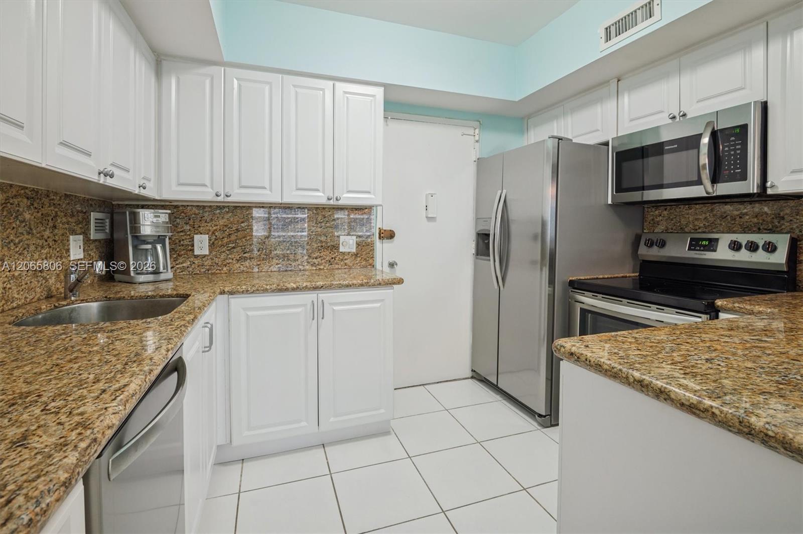 Photo of 3505 Ocean Dr  #1208, Hollywood, Florida, 33019 - 