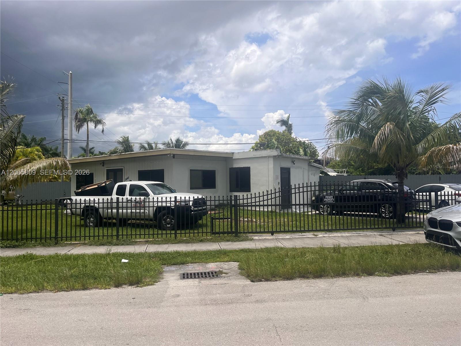 See details 29045 3 / 3 970 sq. ft. $ 2026-10-16 0 Photo