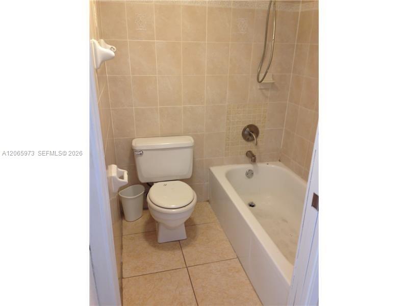 Photo of 16919 Bay Rd  #420, Sunny Isles Beach, Florida, 33160 - 