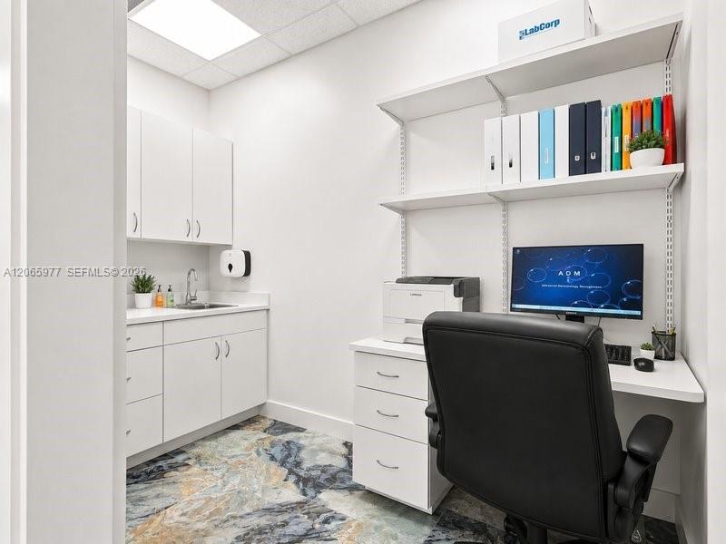 Ver detalles 801 / sq. ft. $ 2026-08-05 0 foto