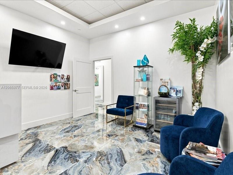 Ver detalles 801 / sq. ft. $ 2026-08-05 0 foto