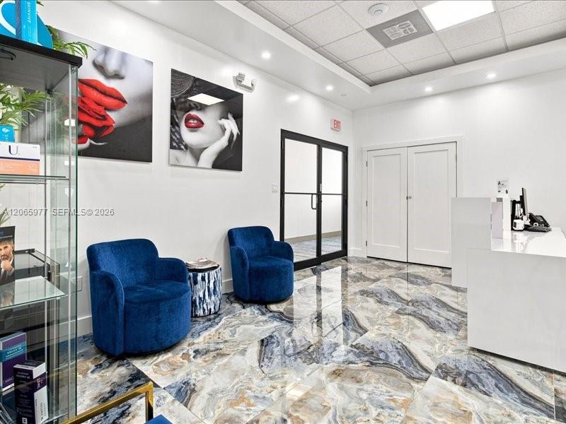 Ver detalles 801 / sq. ft. $ 2026-08-05 0 foto