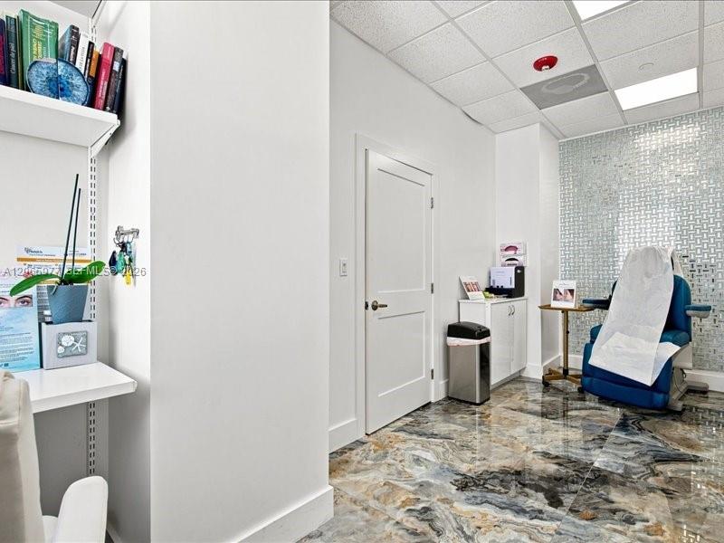 Ver detalles 801 / sq. ft. $ 2026-08-05 0 foto