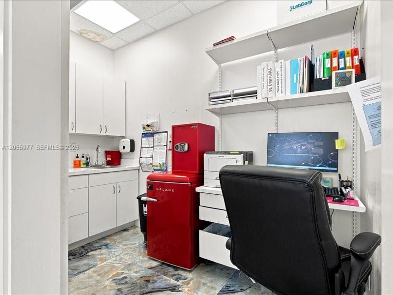 Ver detalles 801 / sq. ft. $ 2026-08-05 0 foto