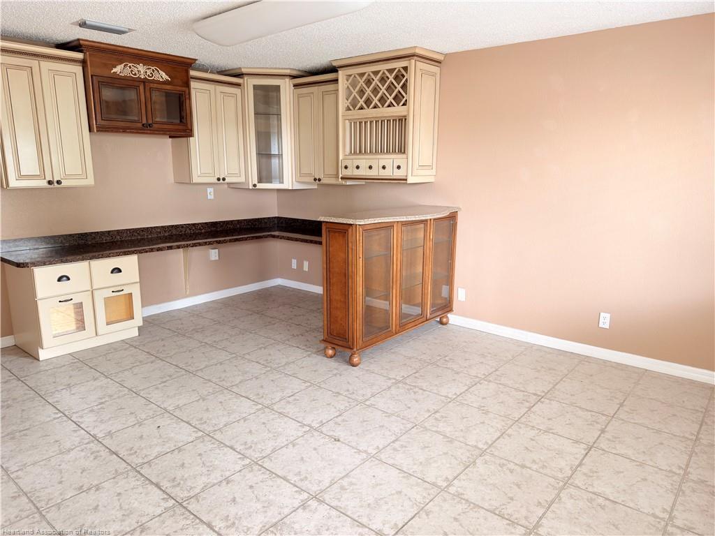 See details A / 0 sq. ft. $ 2026-08-07 0 Photo