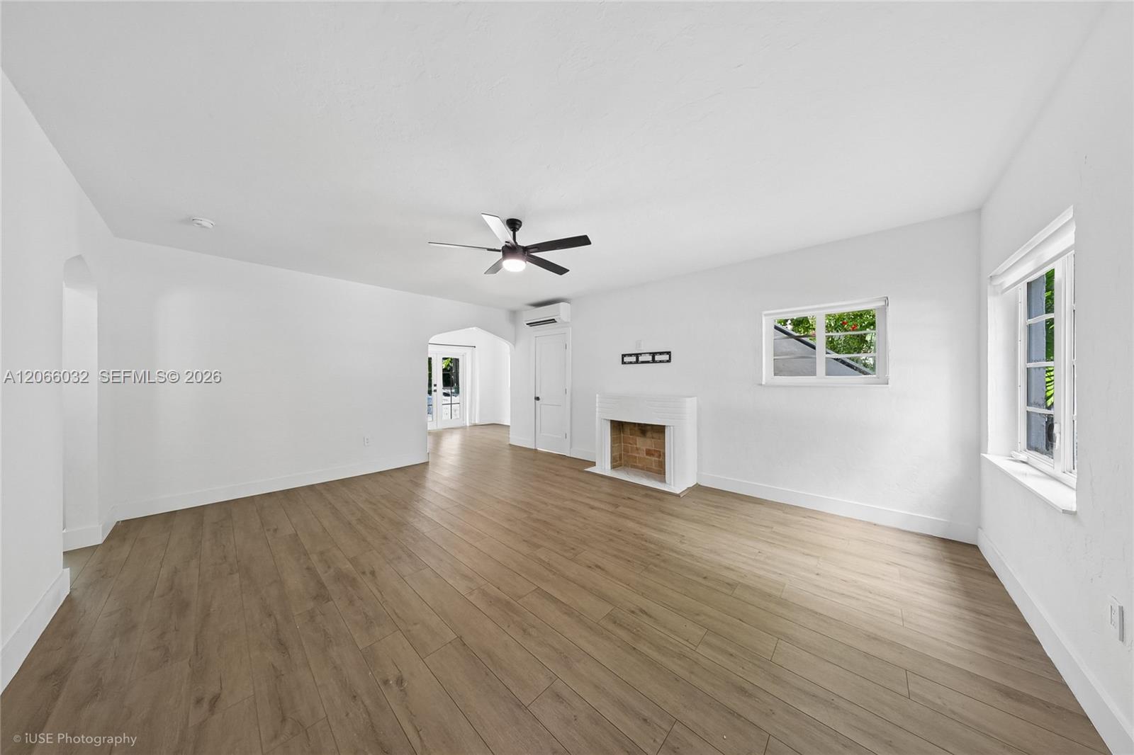   /  2124 sq. ft. $ 2026-08-05 0 foto