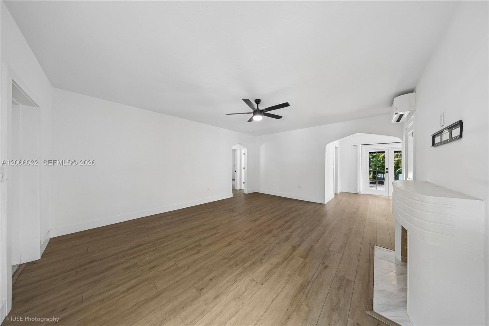   /  2124 sq. ft. $ 2026-08-05 0 foto