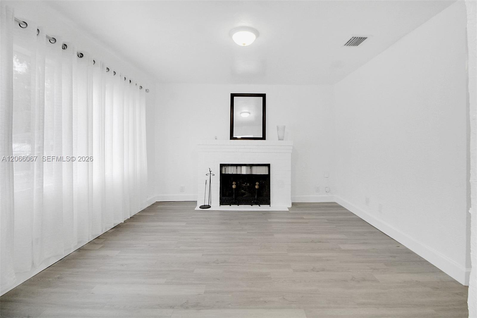 Ver detalles / 1342 sq. ft. $ 2026-08-05 0 foto