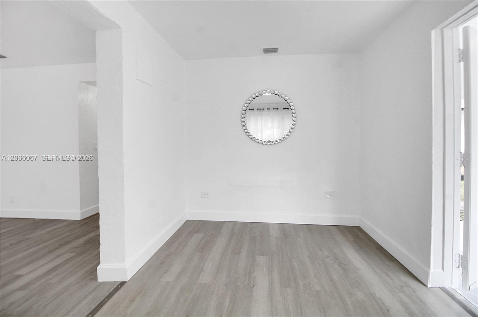 Ver detalles / 1342 sq. ft. $ 2026-08-05 0 foto