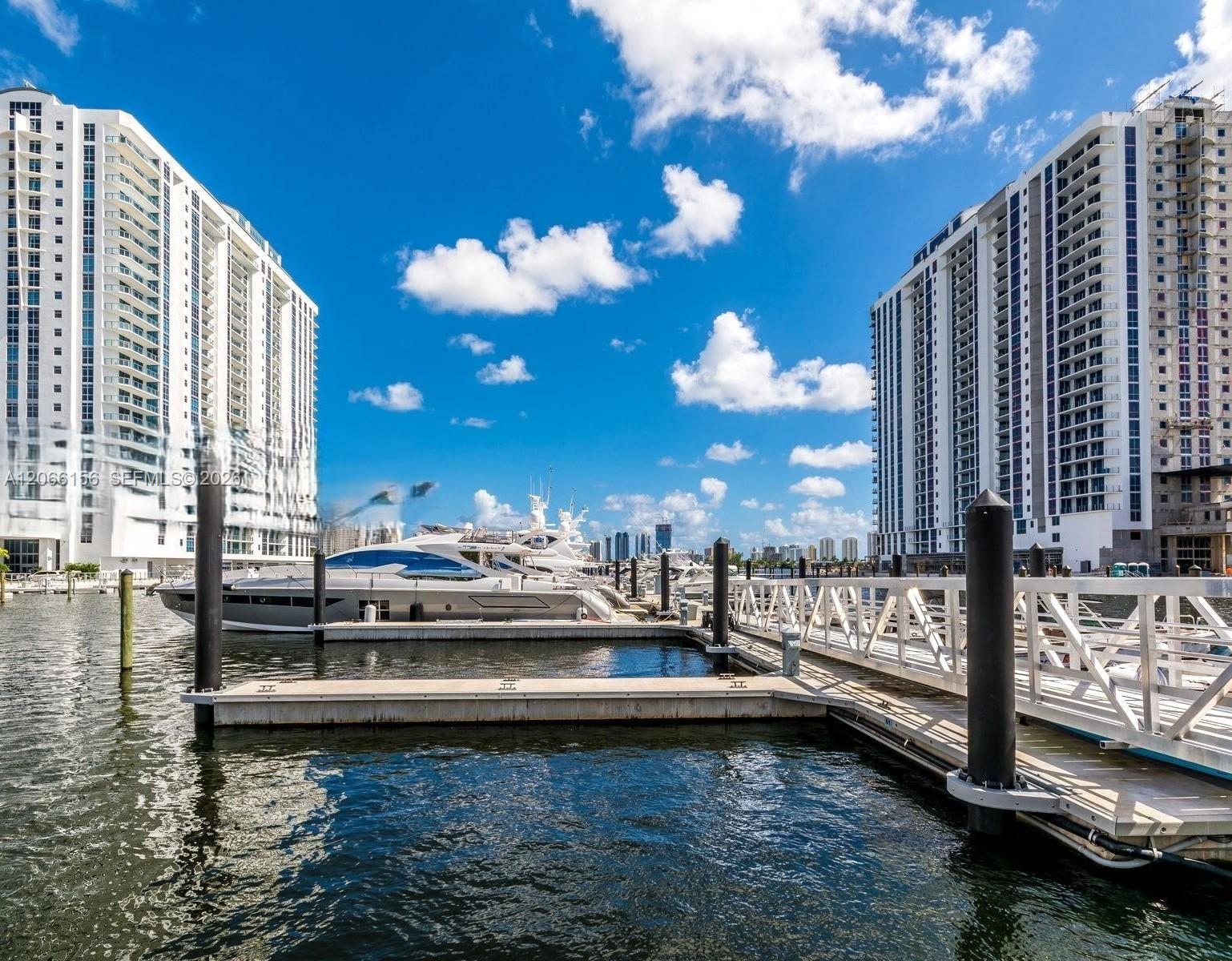 Photo of 17301 Biscayne Blvd #1004, North Miami Beach, Florida, 33160 -