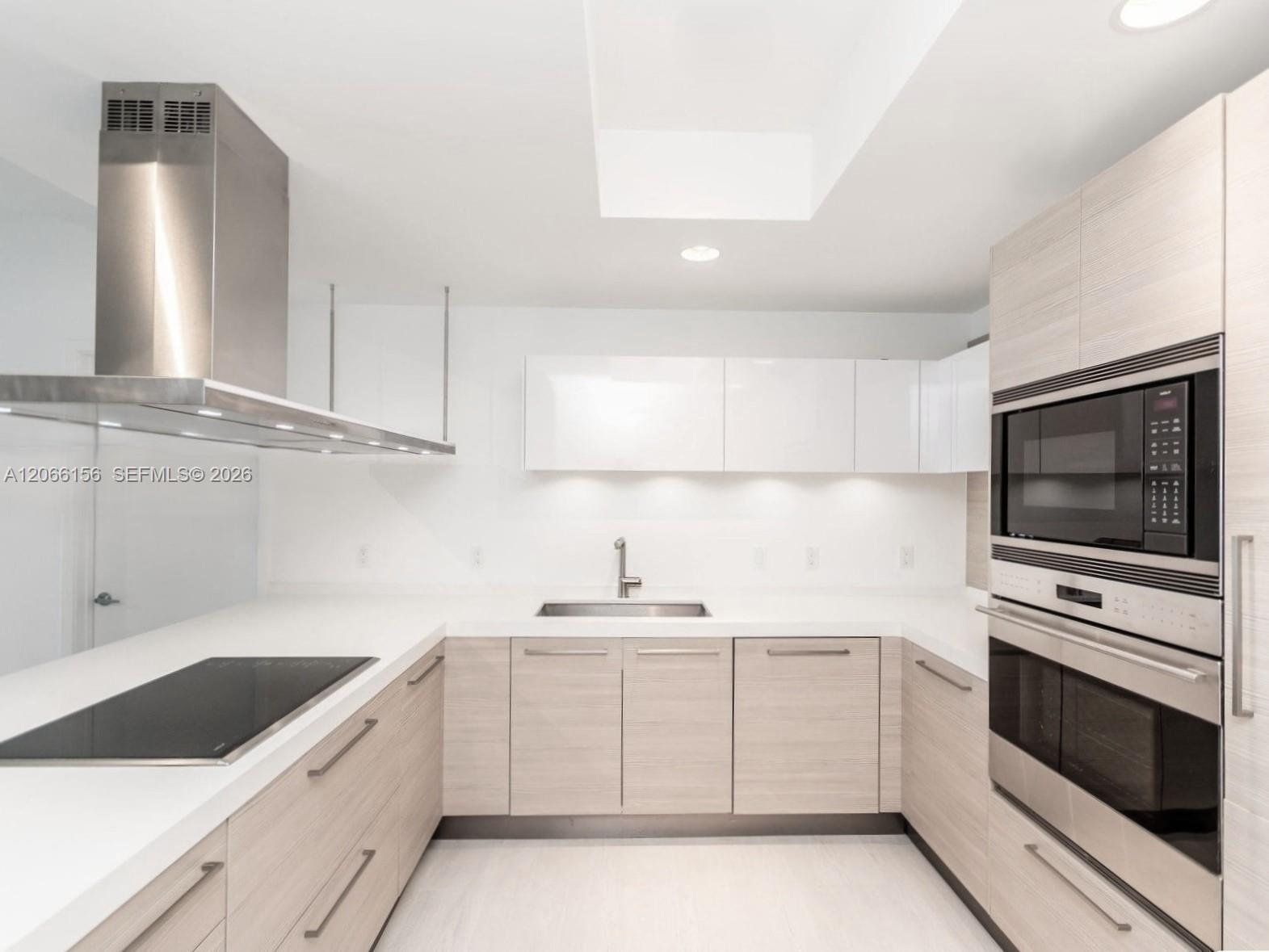 Photo of 17301 Biscayne Blvd #1004, North Miami Beach, Florida, 33160 -