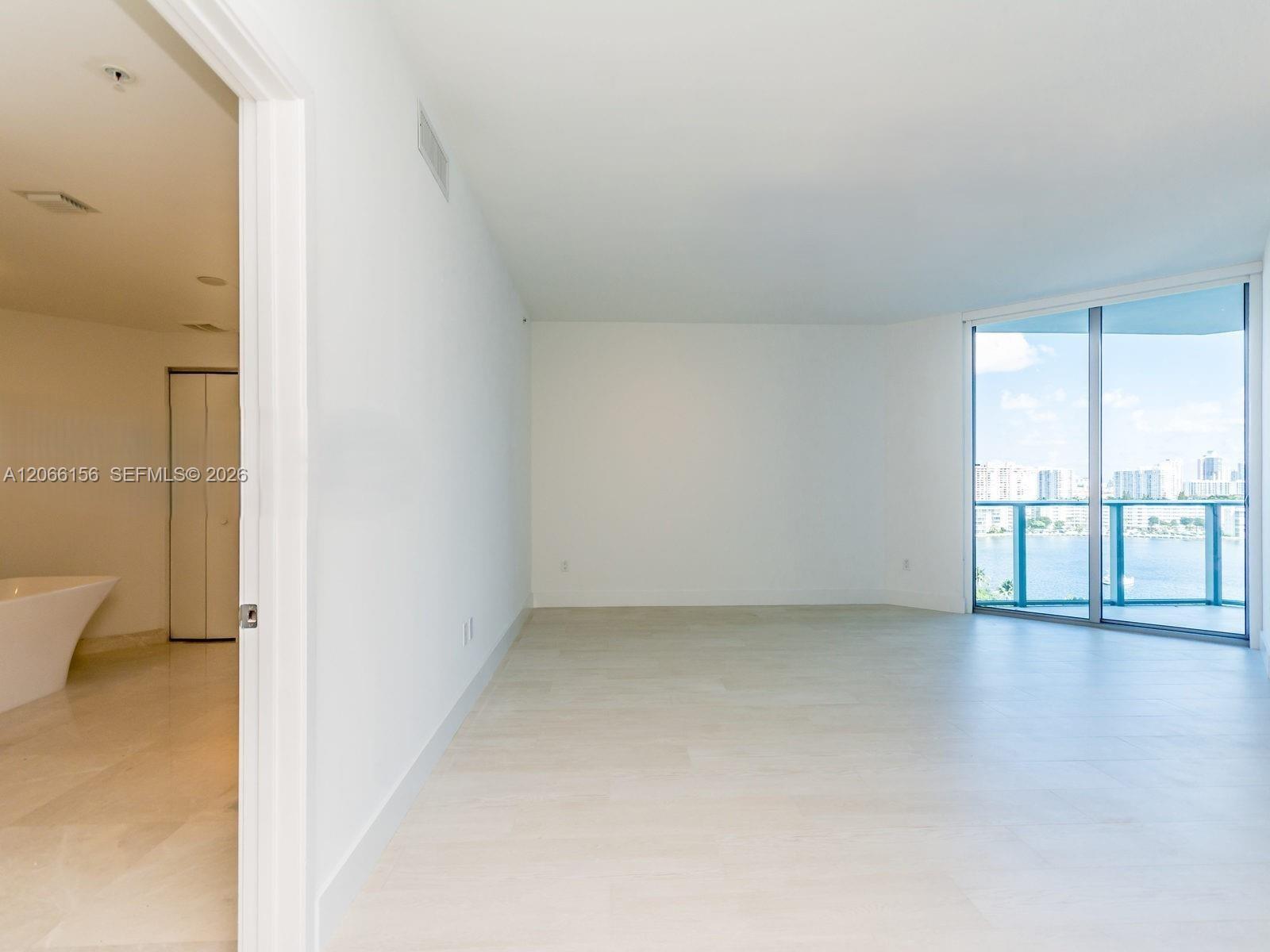 Photo of 17301 Biscayne Blvd #1004, North Miami Beach, Florida, 33160 -