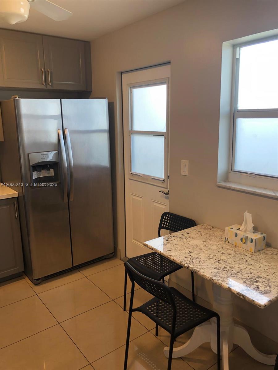 Photo of 319 14th Ave  #707, Hallandale Beach, Florida, 33009 - 