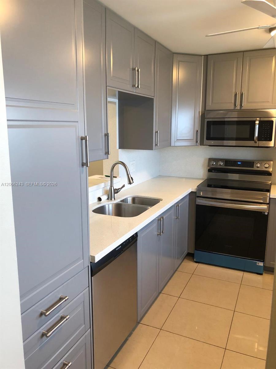 Photo of 319 14th Ave  #707, Hallandale Beach, Florida, 33009 - 
