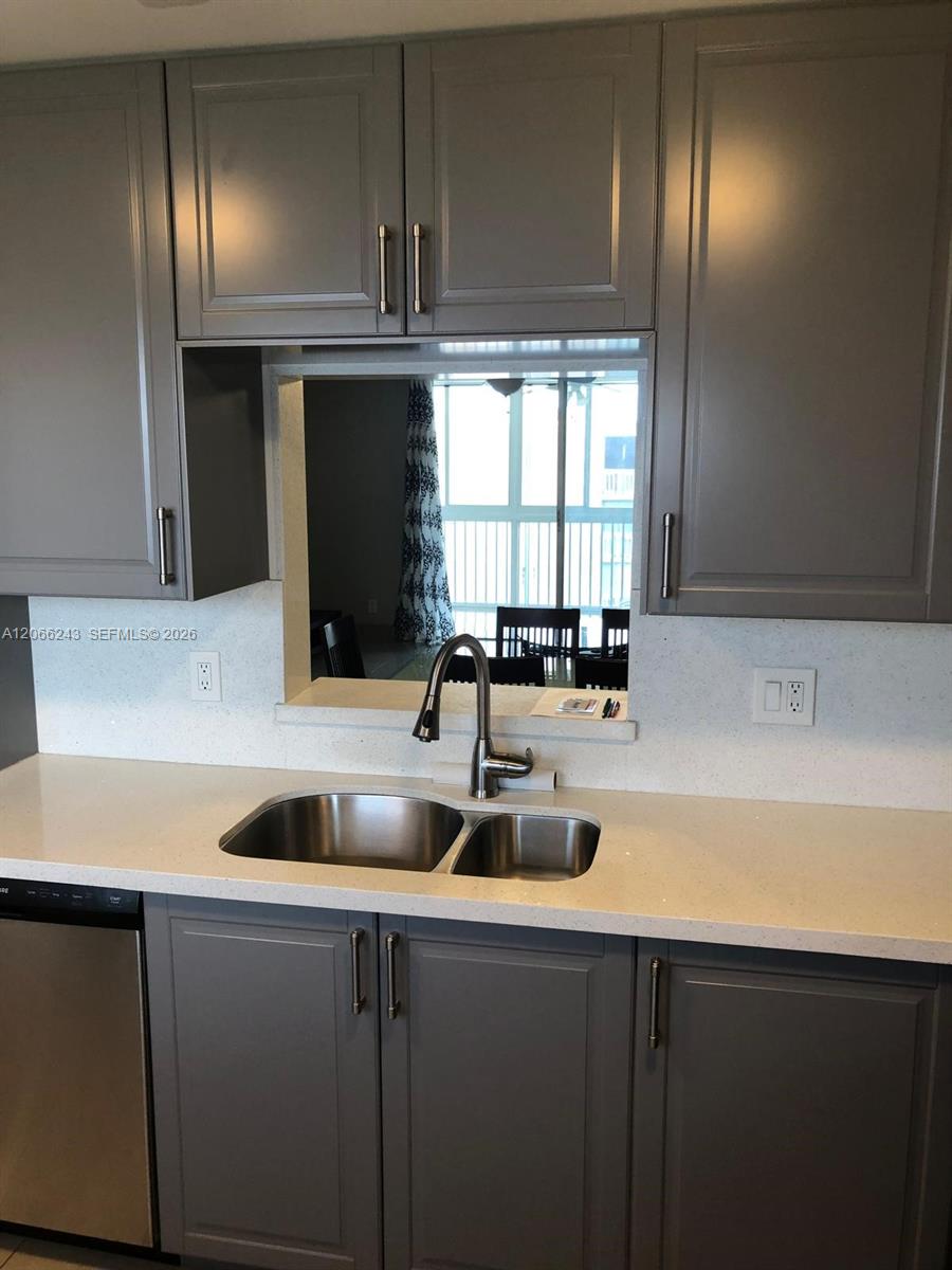 Photo of 319 14th Ave  #707, Hallandale Beach, Florida, 33009 - 