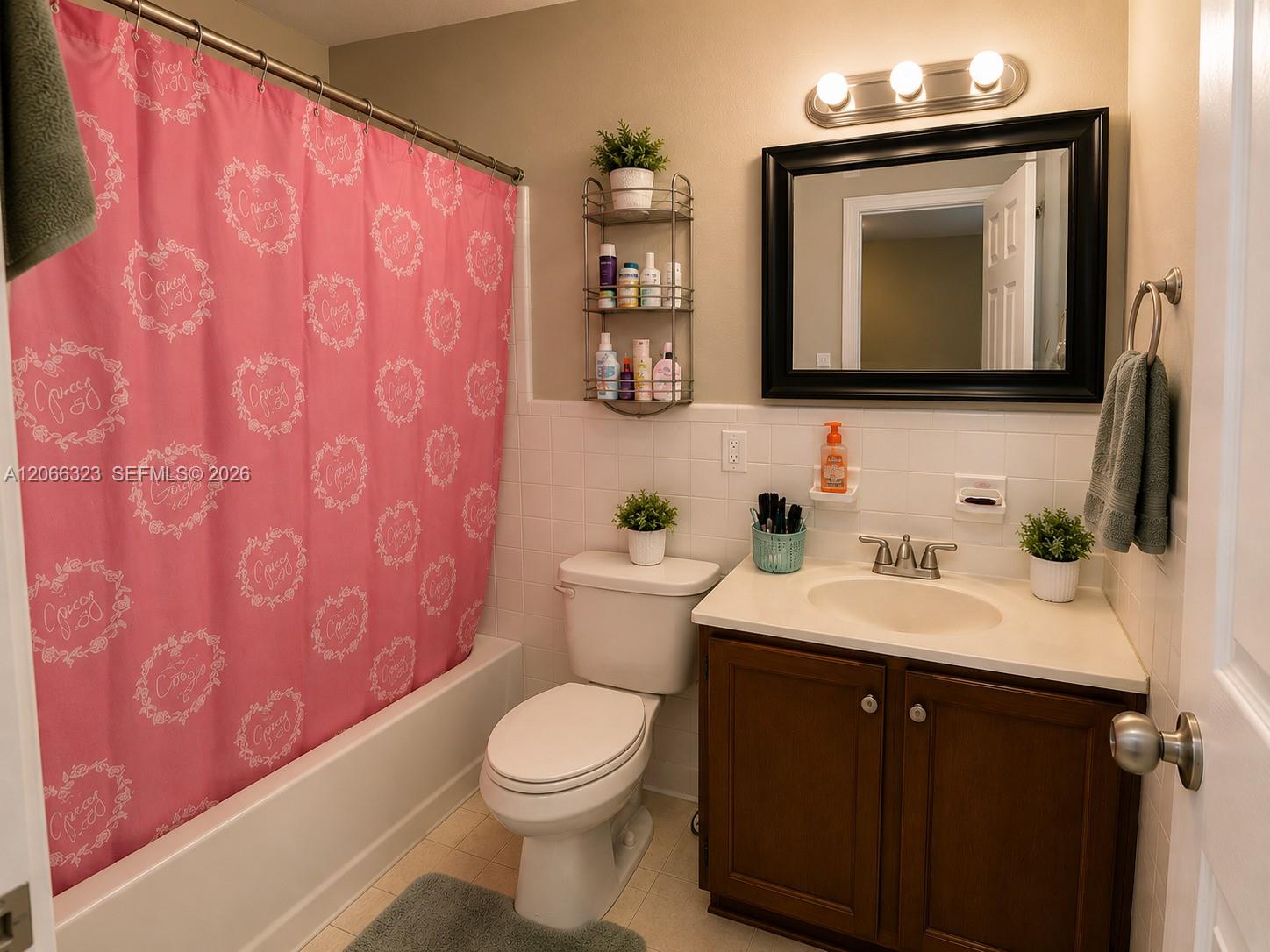 Ver detalles / 2299 sq. ft. $ 2026-08-05 0 foto