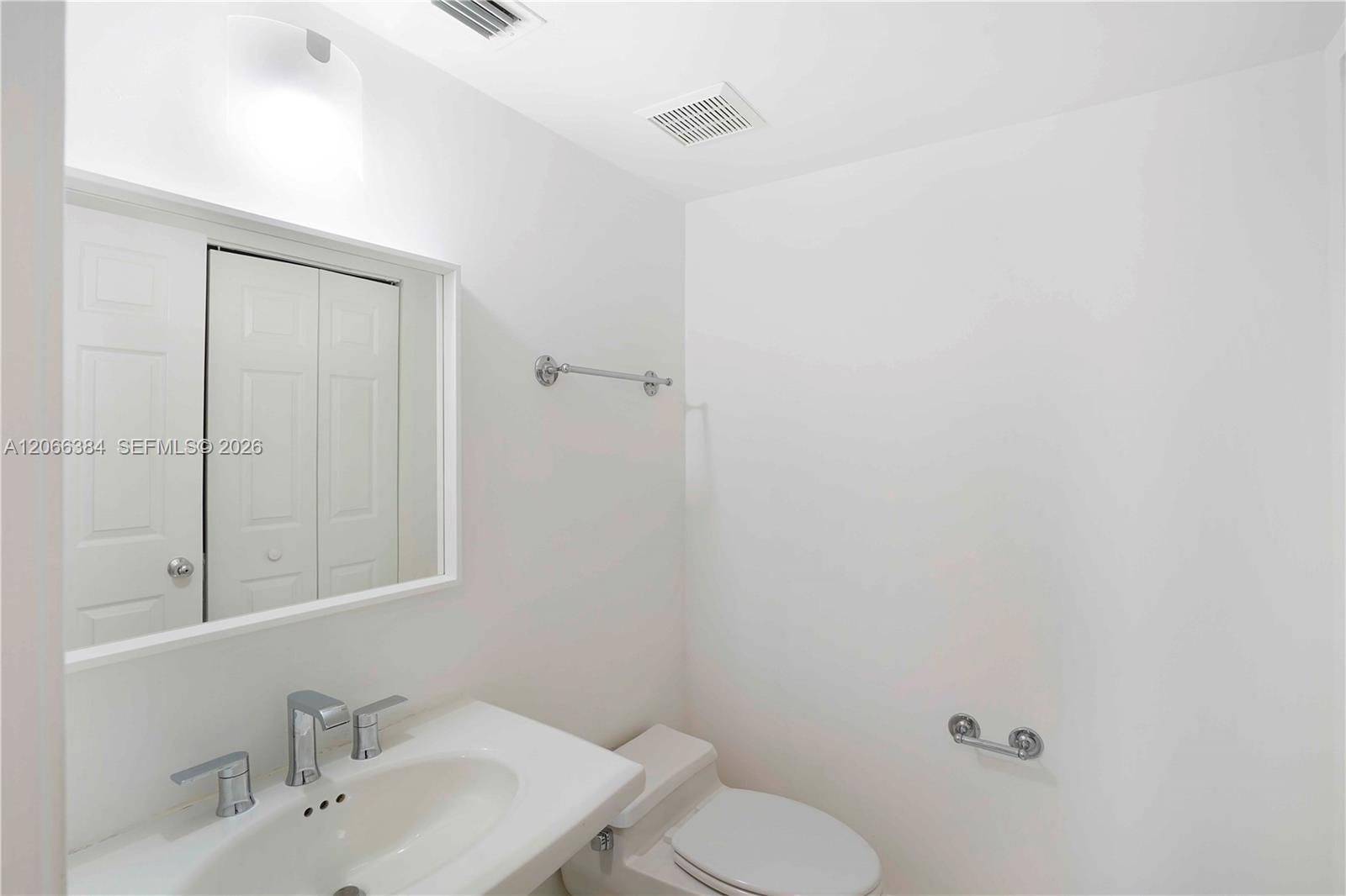 Photo of 3530 Mystic Pointe Dr  #3214, Aventura, Florida, 33180 - 