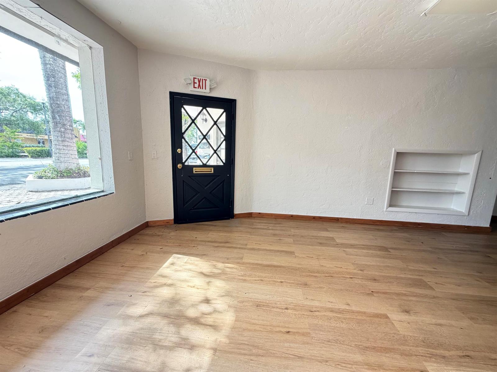 See details / 0 sq. ft. $ 2026-08-06 0 Photo