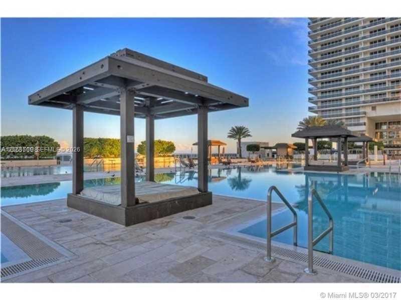 1711 2 / 2 1554 sq. ft. $ 2026-08-06 0 Photo