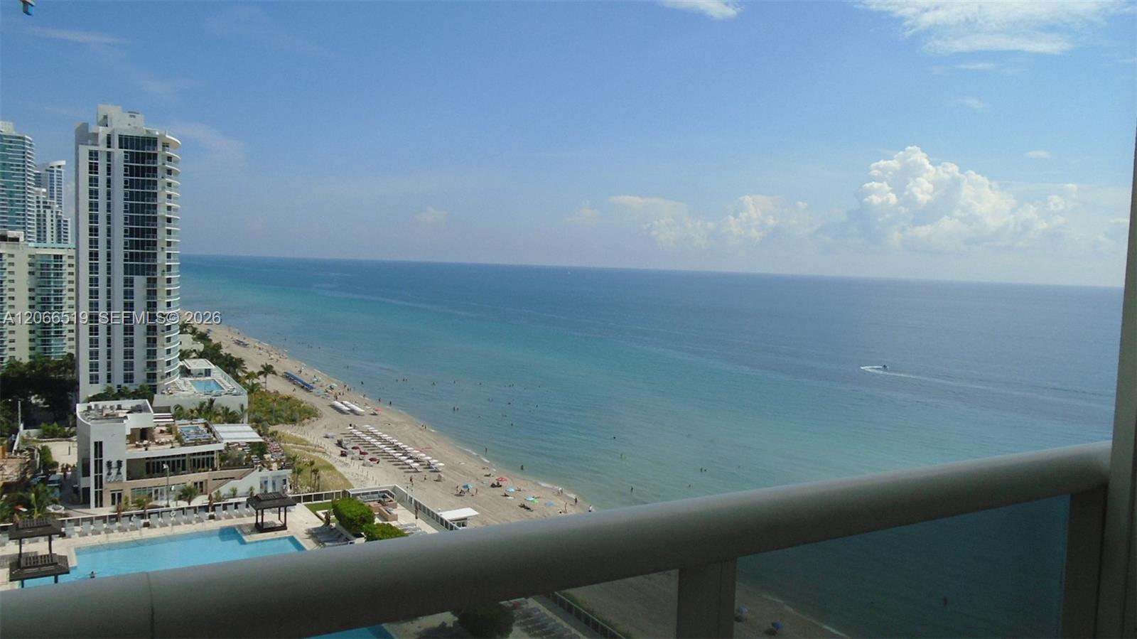 1711 2 / 2 1554 sq. ft. $ 2026-08-06 0 Photo