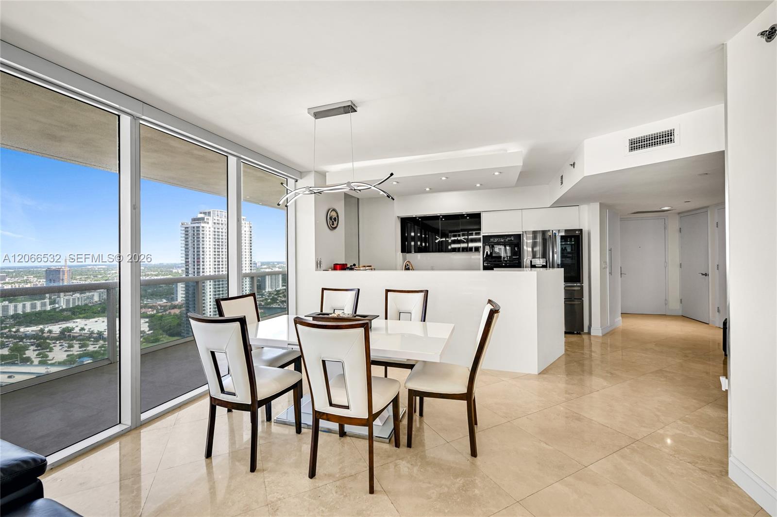 See details 3606 2 / 2 1448 sq. ft. $ 2026-08-06 0 Photo